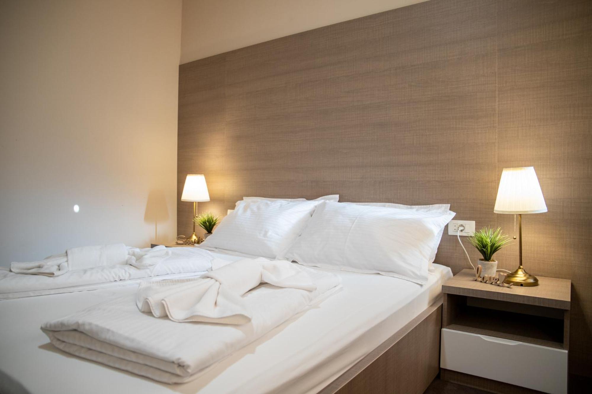 Hotel Narenta Metković Buitenkant foto