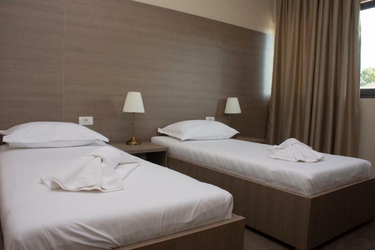 Hotel Narenta Metković Buitenkant foto
